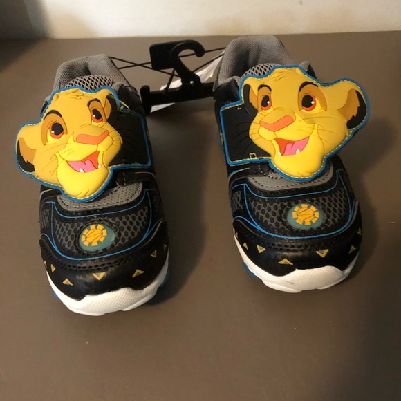 The Lion King Boys Toddler Lion King Athletics Light Up Shoes Choose Size The Lion King Boys Toddler Lion King Athletics Light Up Shoes Choose Size